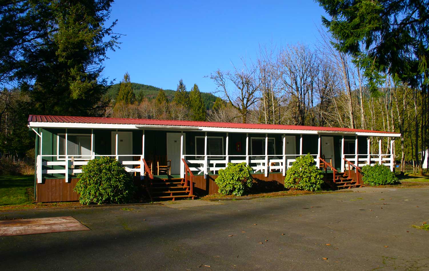 Hotel lodge rooms at Lone Fir Resort Mt St Helens